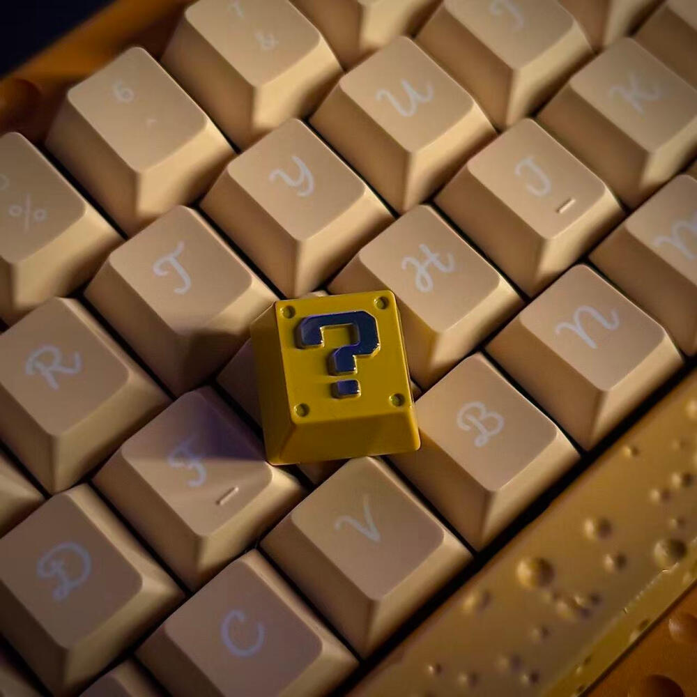Retro 8-bitowy pikselowy blok  – Gaming Keyboard Nearby recenzja i cena
